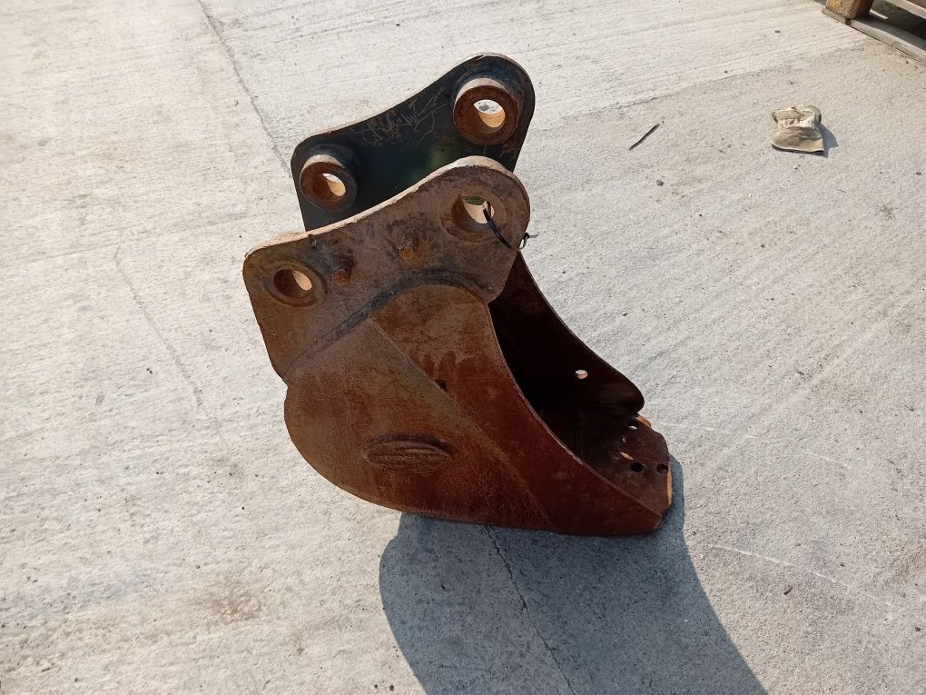 Cupa 25 cm miniexcavator 4 5 tone