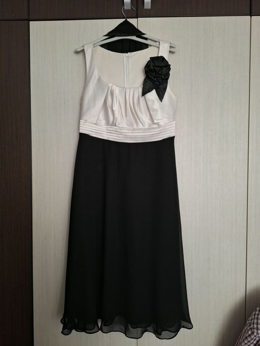 Rochie de ocazie+eșarfă