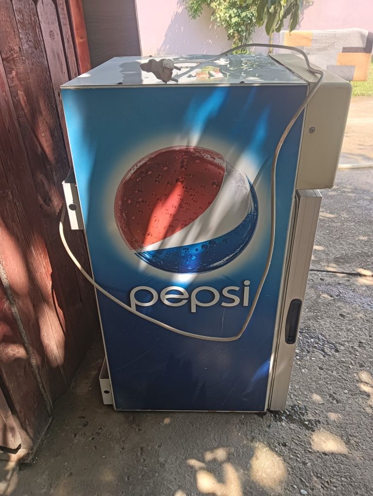 vitrină frigorifică