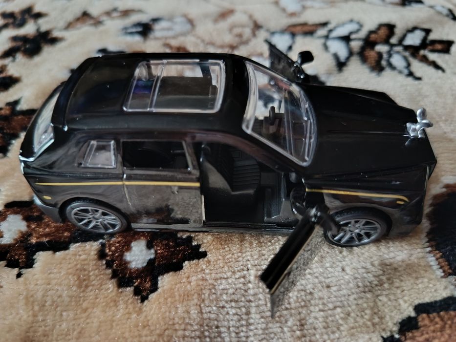 Продам модель автомобиля