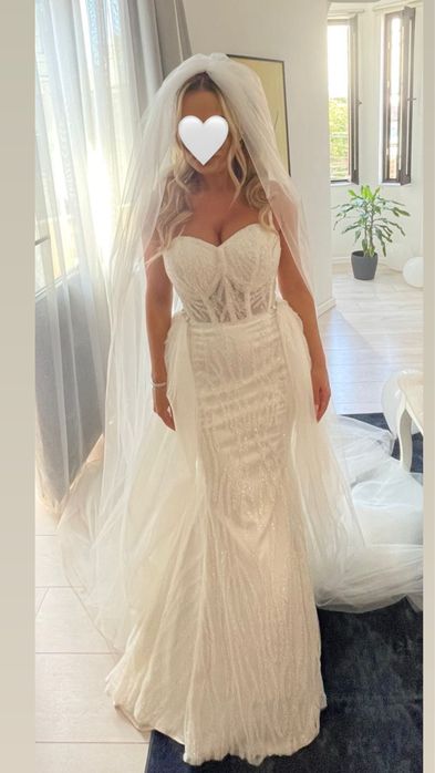 Rochie de mireasa XS, perfecta pentru fete mici de inaltime