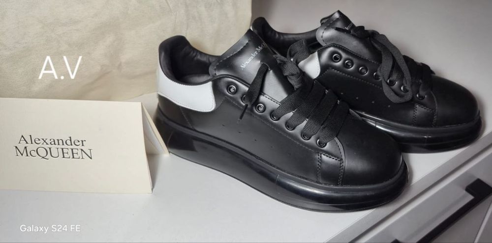 Adidași bărbați Alexander Mcqueen
