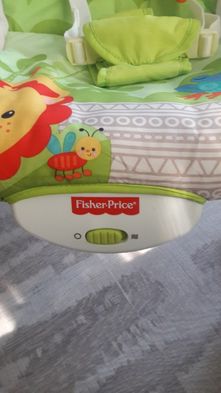 Шезлонг Fisher price