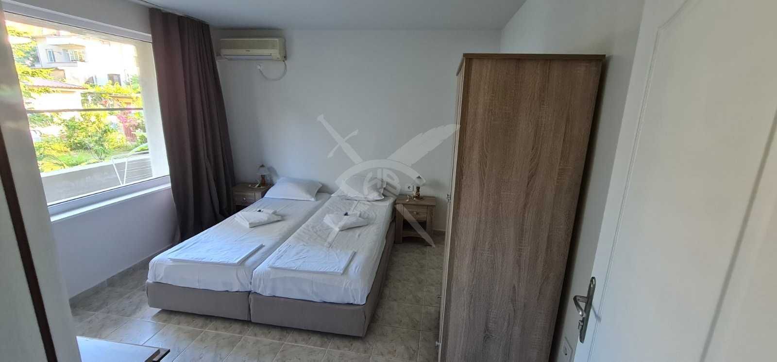 Хотел в Приморско 74200