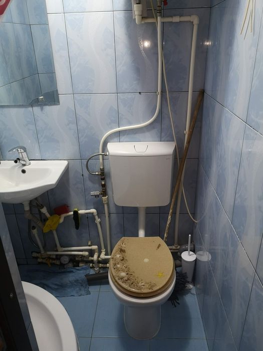 Închiriez Garsonieră