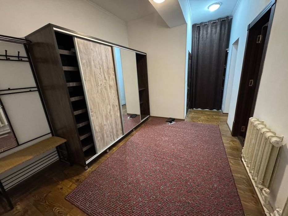 Моника чоррахада жойлашган 1 хонади квартира