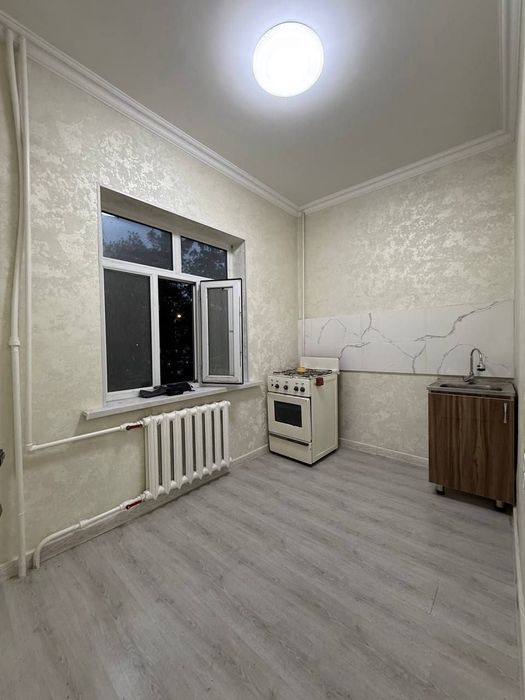 Продам 2 ком Юнусабад 12 квартал