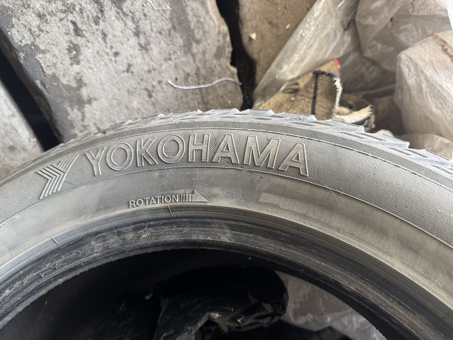 Продам шины на R19