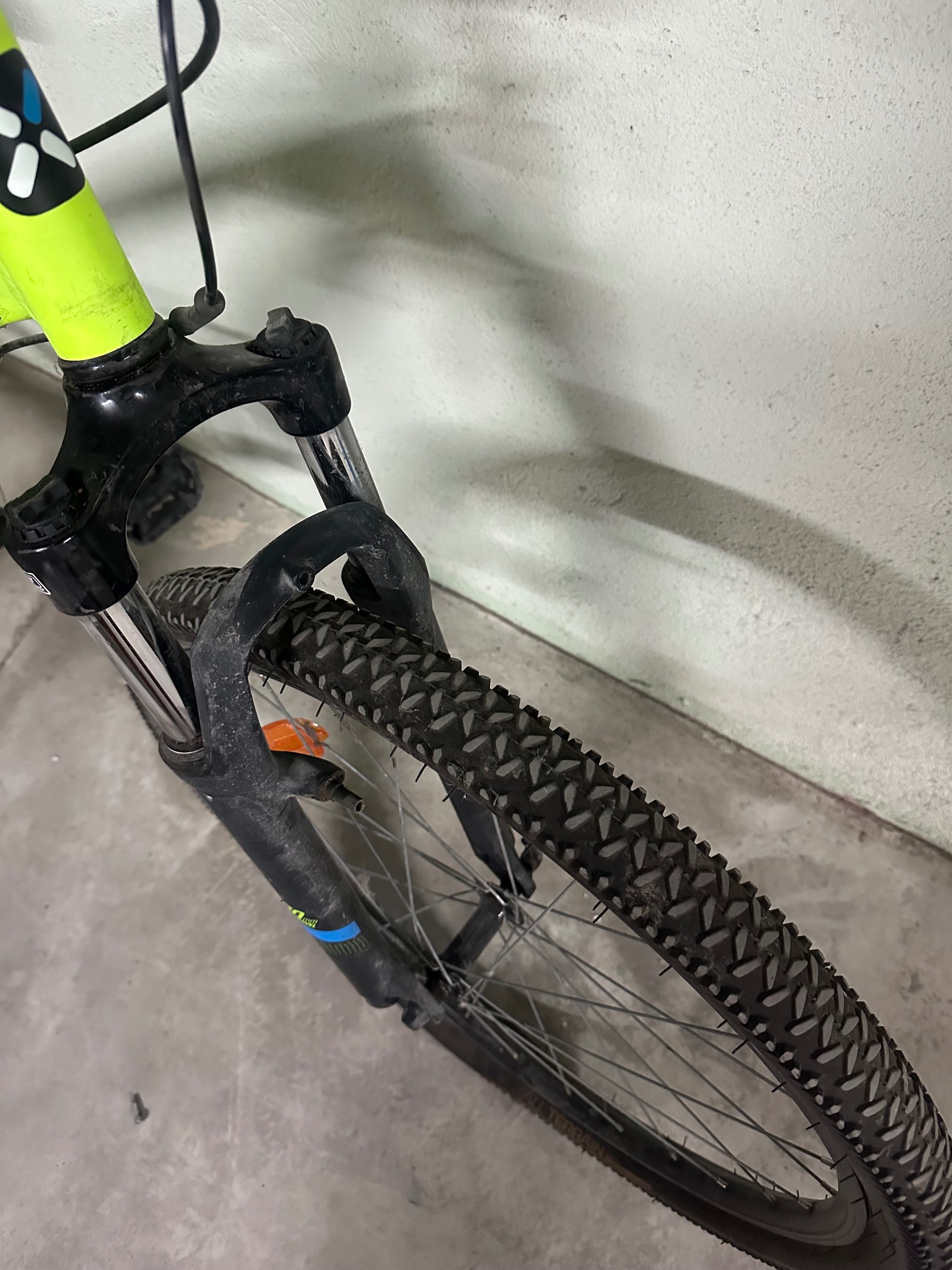 Велосипед Rockrider st100