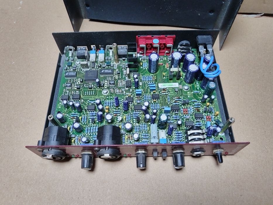 Немски DI-PORT MINDPRINT 24'Битов Стерео Аналогов Цифров Конвертор.