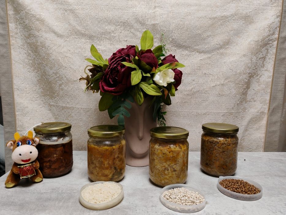 Тушенка, каши продукты питания