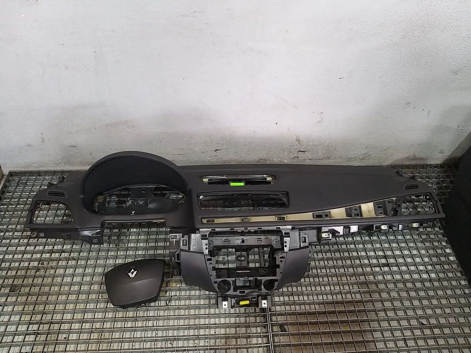 Kit plansa bord renault megane 3 681000022r 985100007r 6105228fxf