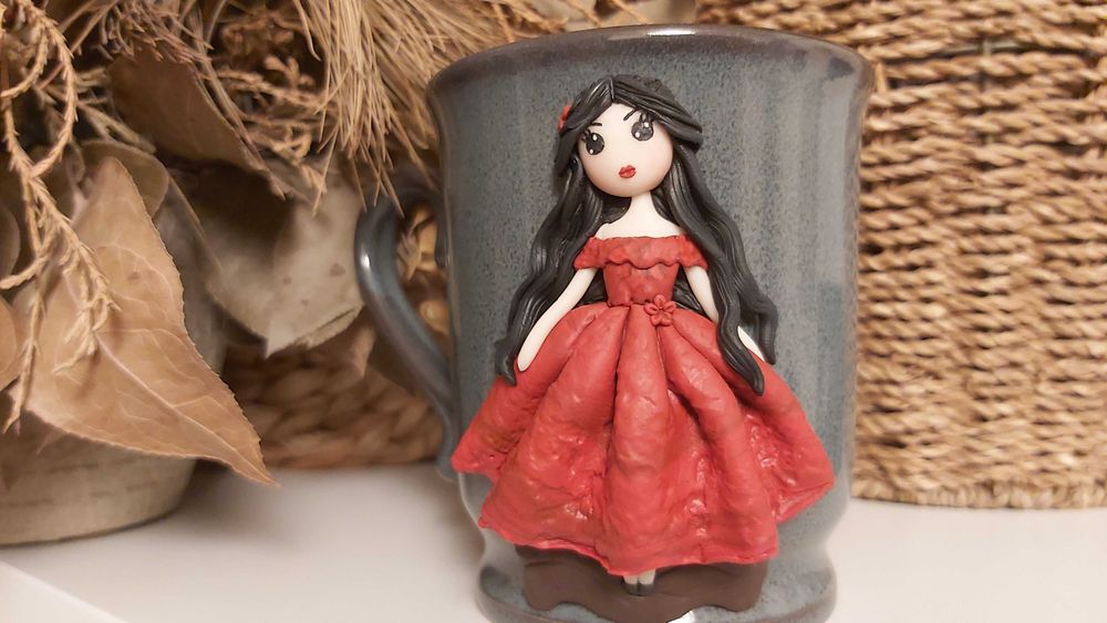 Cadou pentru sotie/iubita cana papusa handmade
