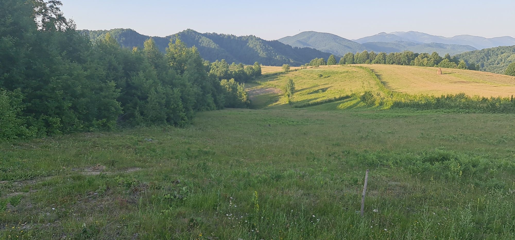 Vând teren special pentru cabane,pensiuni