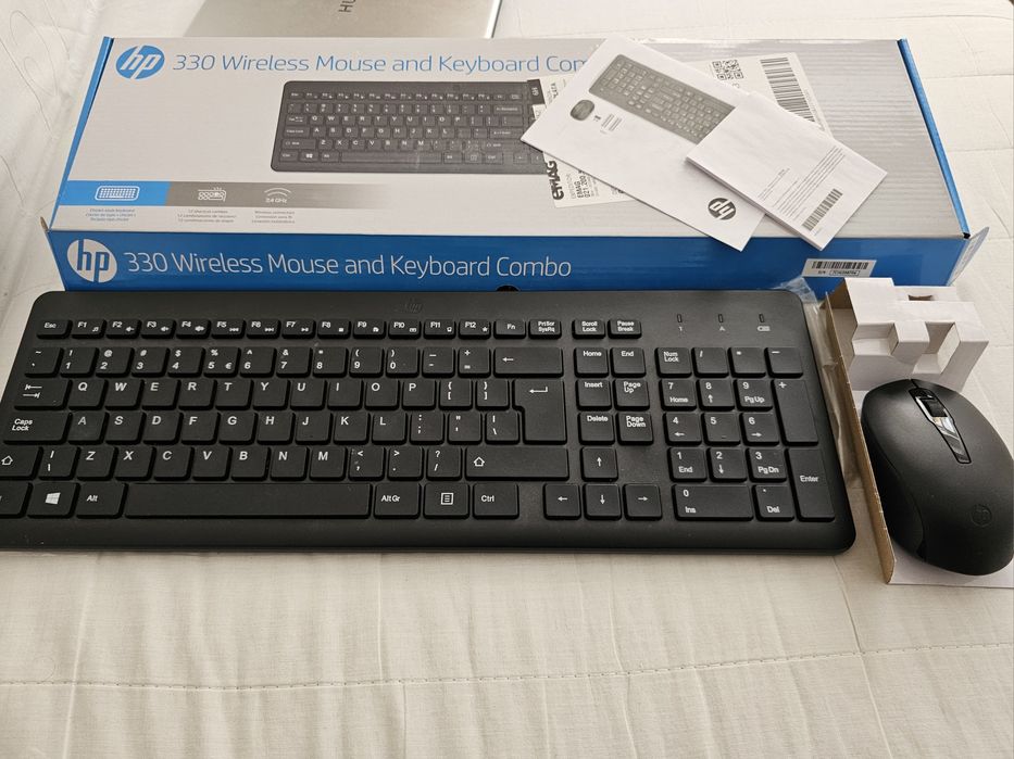 Tastatura mouse wireless HP330