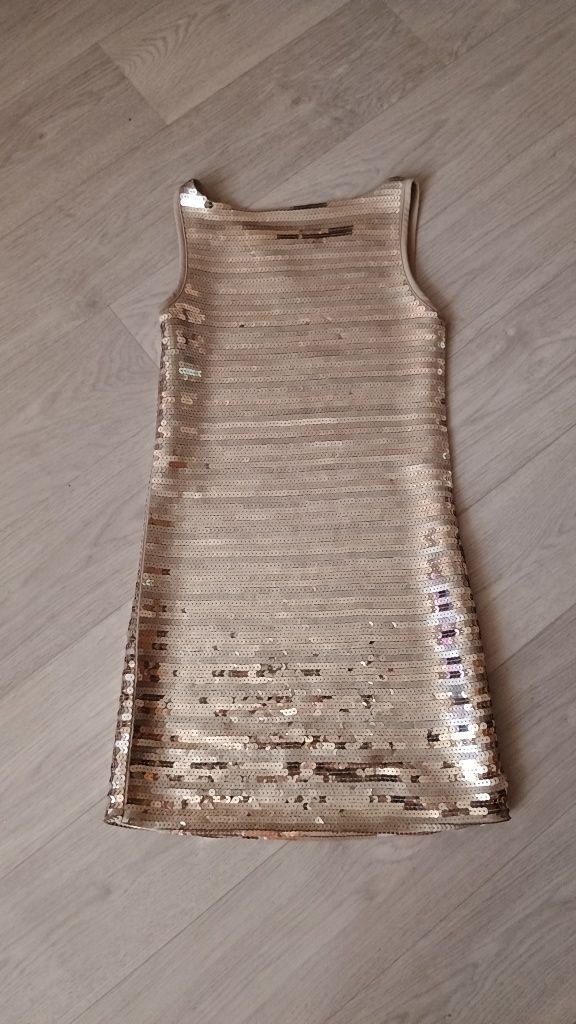 Продам платья, на девочку