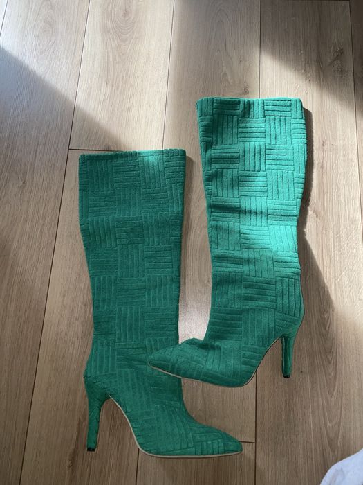 Ботуши с висок ток + шапка