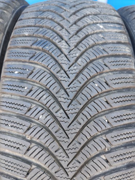 Vând anvelope second hand