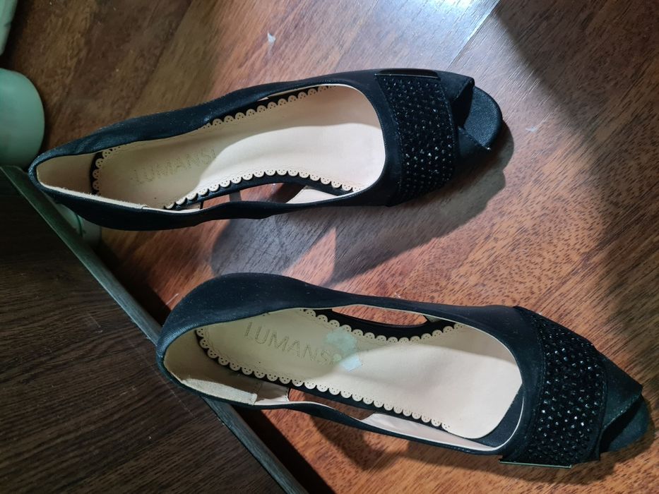 Pantofi cu toc 38
