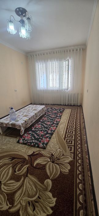 Сдаётся 2х ком квартира на 3 этаже Семье, ор;5 мкр,Мелодия рестор
