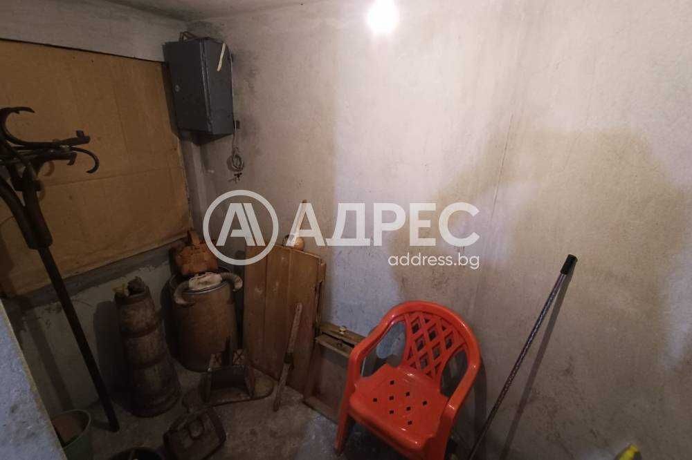 Дава се под наем Гараж / Паркомясто в Разград, Възраждане - 25 кв.м за 155 € - Снимка #3
