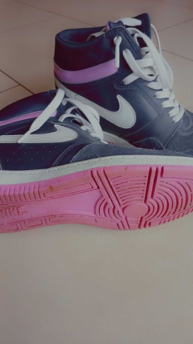 Ghete cu toc ascuns Nike Force nr. 36.5 / 37.5 si nr. 40