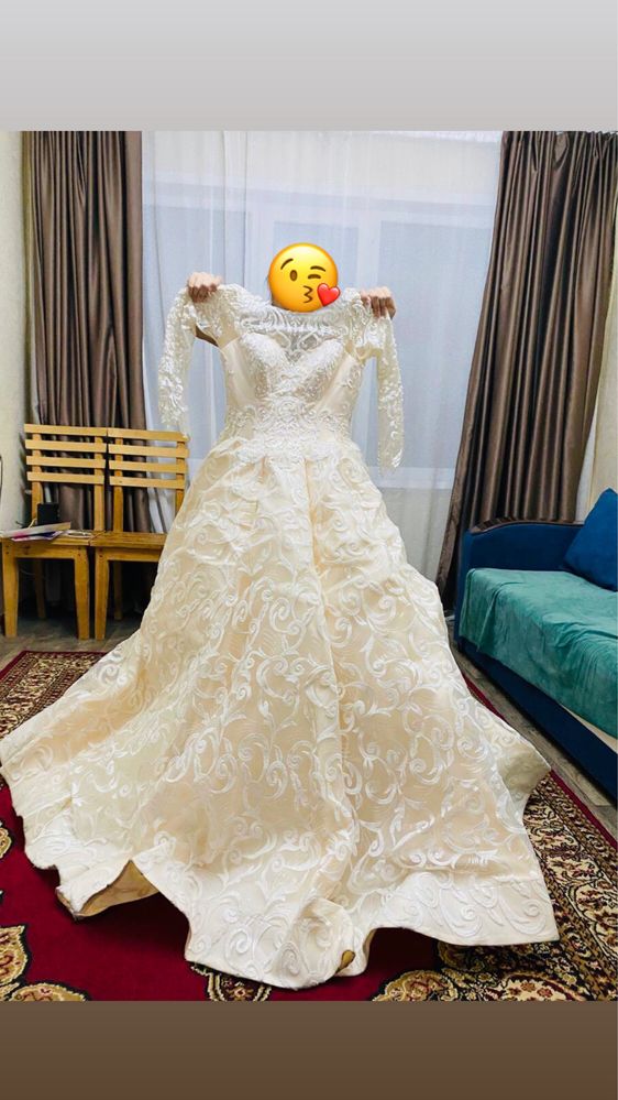 2 свадебных платья за 80.000 тенге