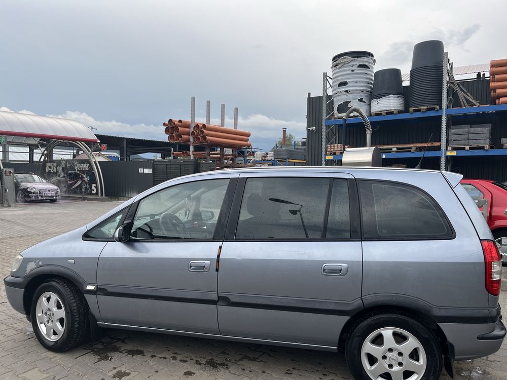 Vând opel zafira 1.8 benzina din 2004