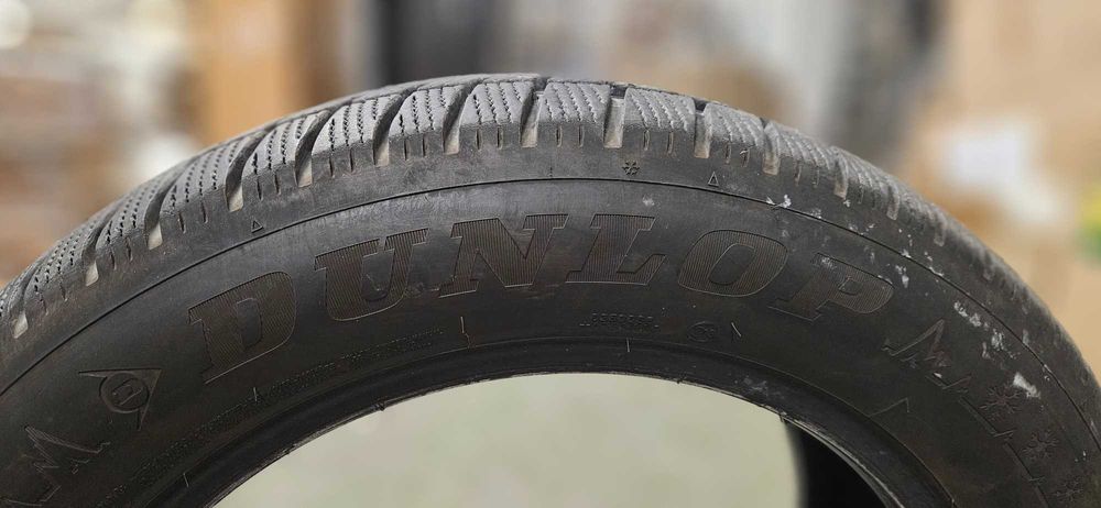 Зимни гуми DUNLOP  235/55R17  WINTER SRORT 5 SUV