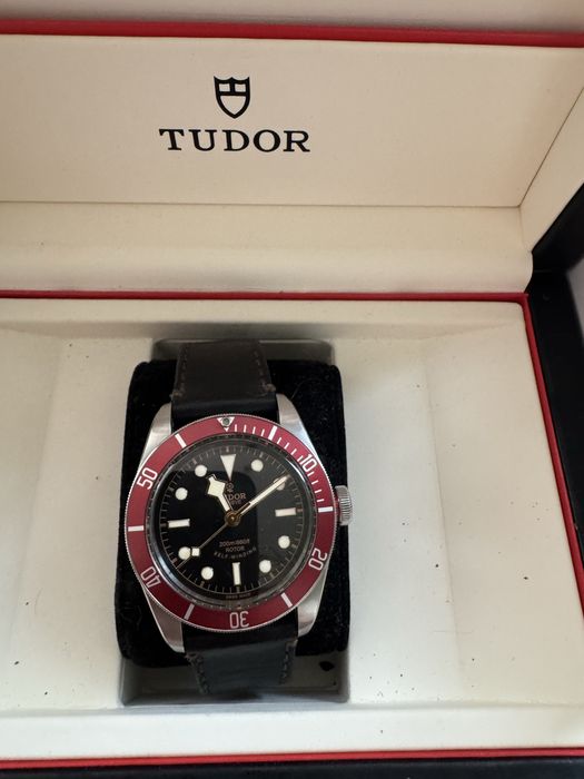 Tudor Black Bay- ceas automatic