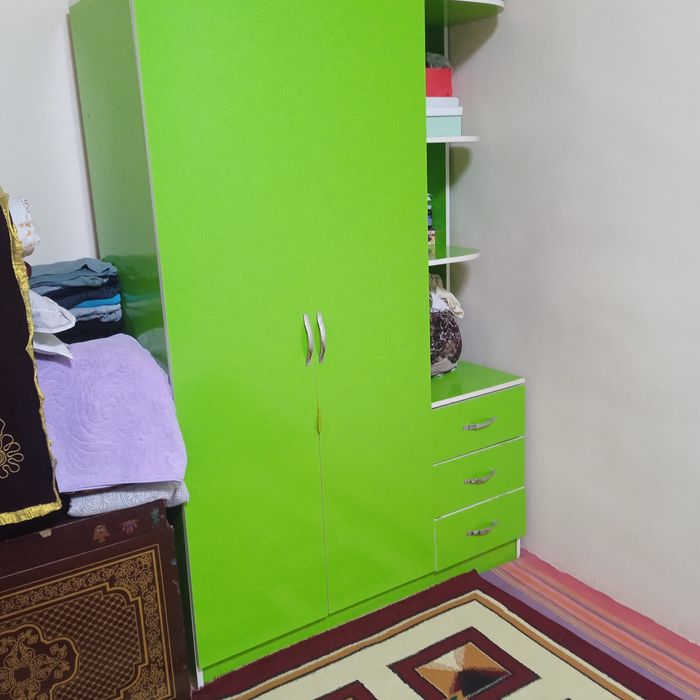 Detiski shikaf sotiladi