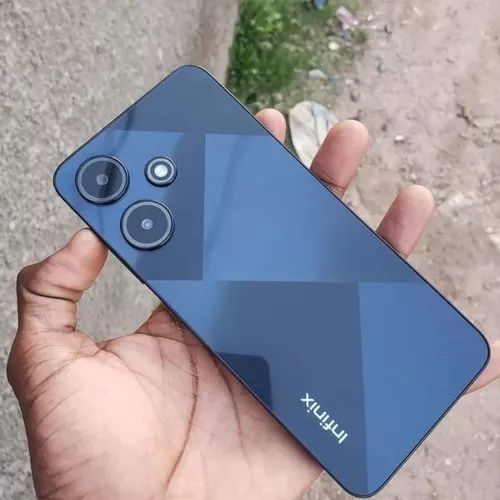 Infinix hot 30i 4+4/128