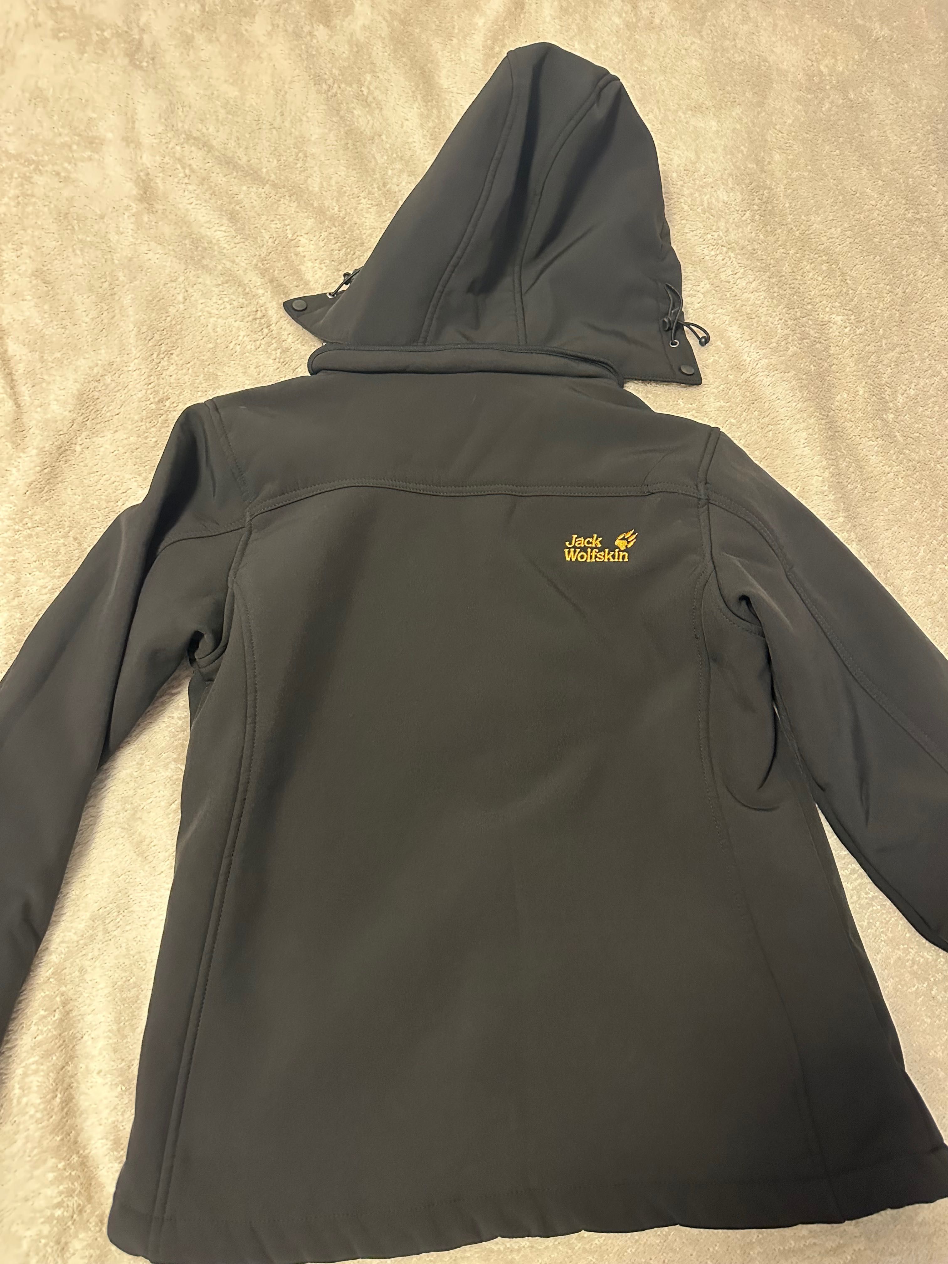 Ски яке jack wolfskin