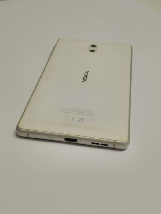 Продавам Nokia 3 бял
