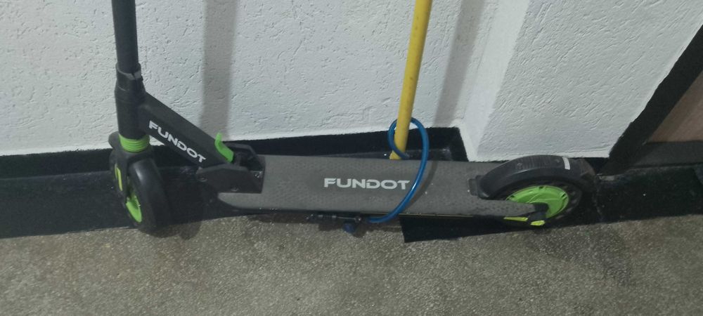 Trotinetâ electricâ