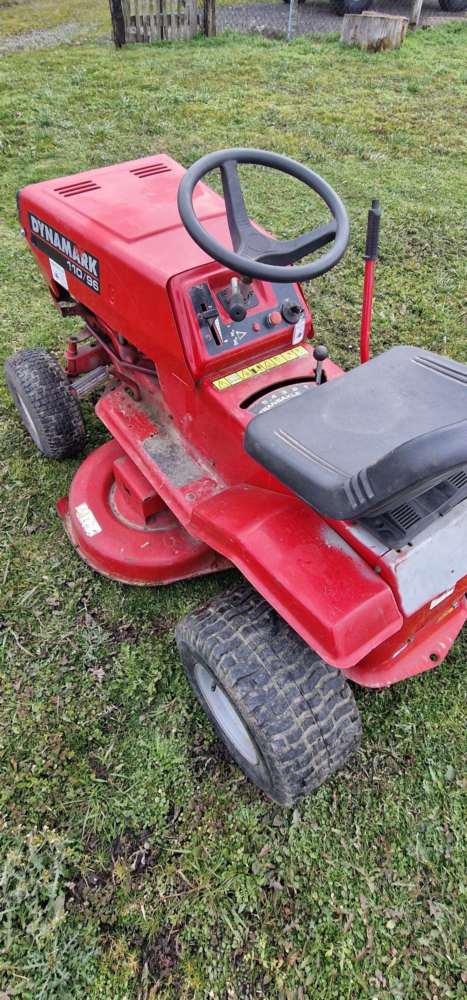 Tractoras gazon(iarba)Muray Dynamark 110/96 13 cai - evacuare laterala