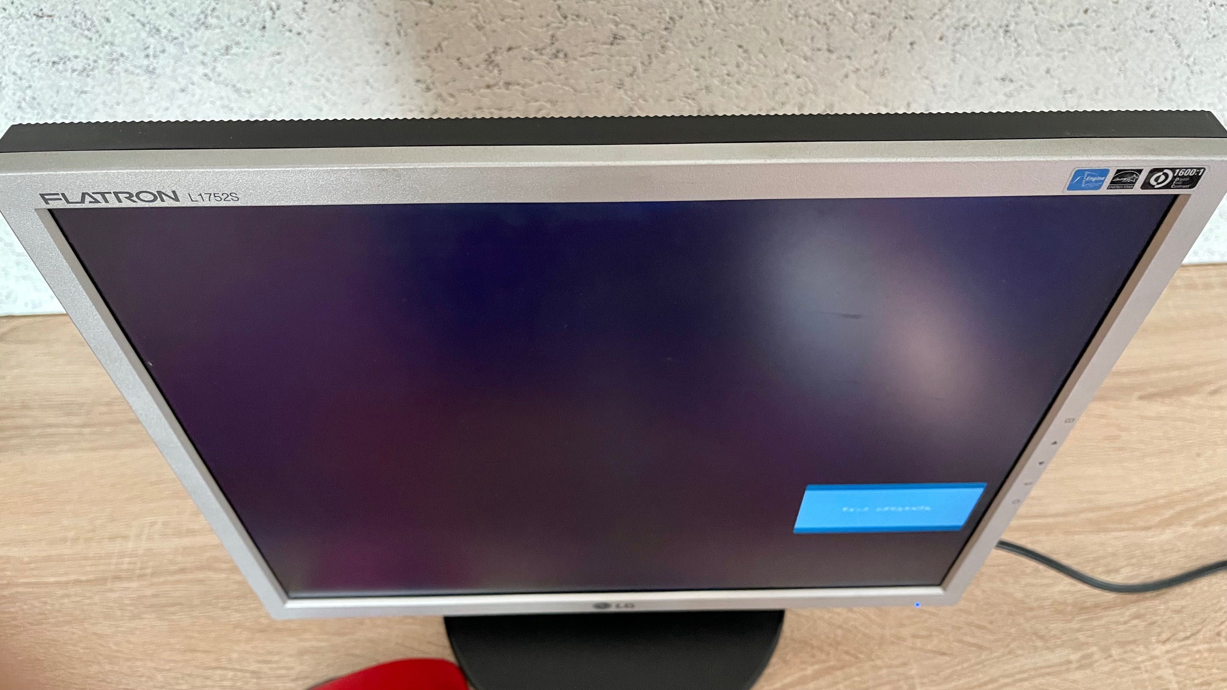 LCD Монитор LG Flatron L1752s 17инча