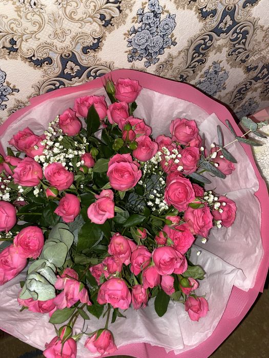 Цветыы свежий очень красивый букетик