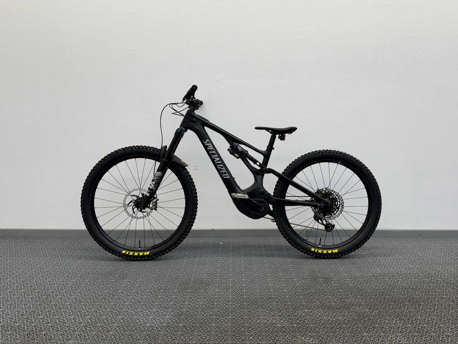 Specialized Turbo Levo Comp Carbon S3 (impecabilă, cu upgrade-uri)