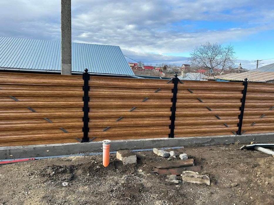 Construim garduri din sipca metalica, tabla cutata, plasa bordurata