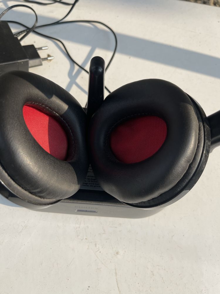 Продавам слушалки PHLIPS SHC8535/10