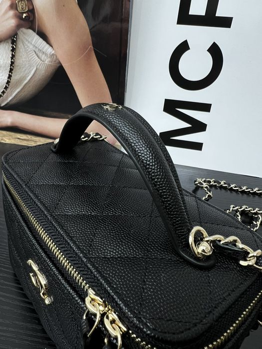 Geanta Chanel Vanity 17cm negru, tip Premium