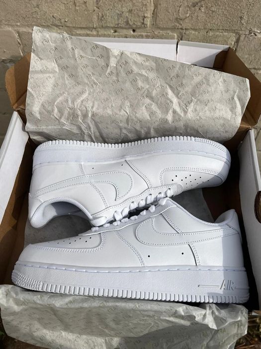 Adidași Nike Air Force Alb Low