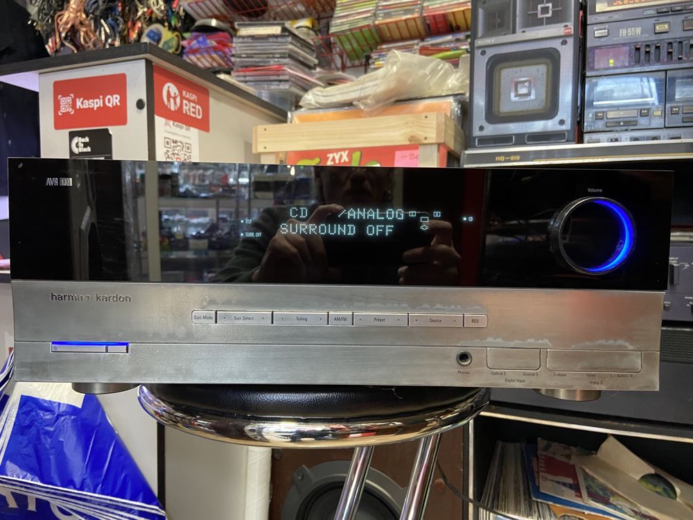 Harman Kardon AVR 137 ресивер