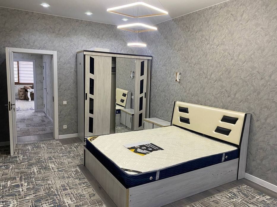 Pushkin metro yonida