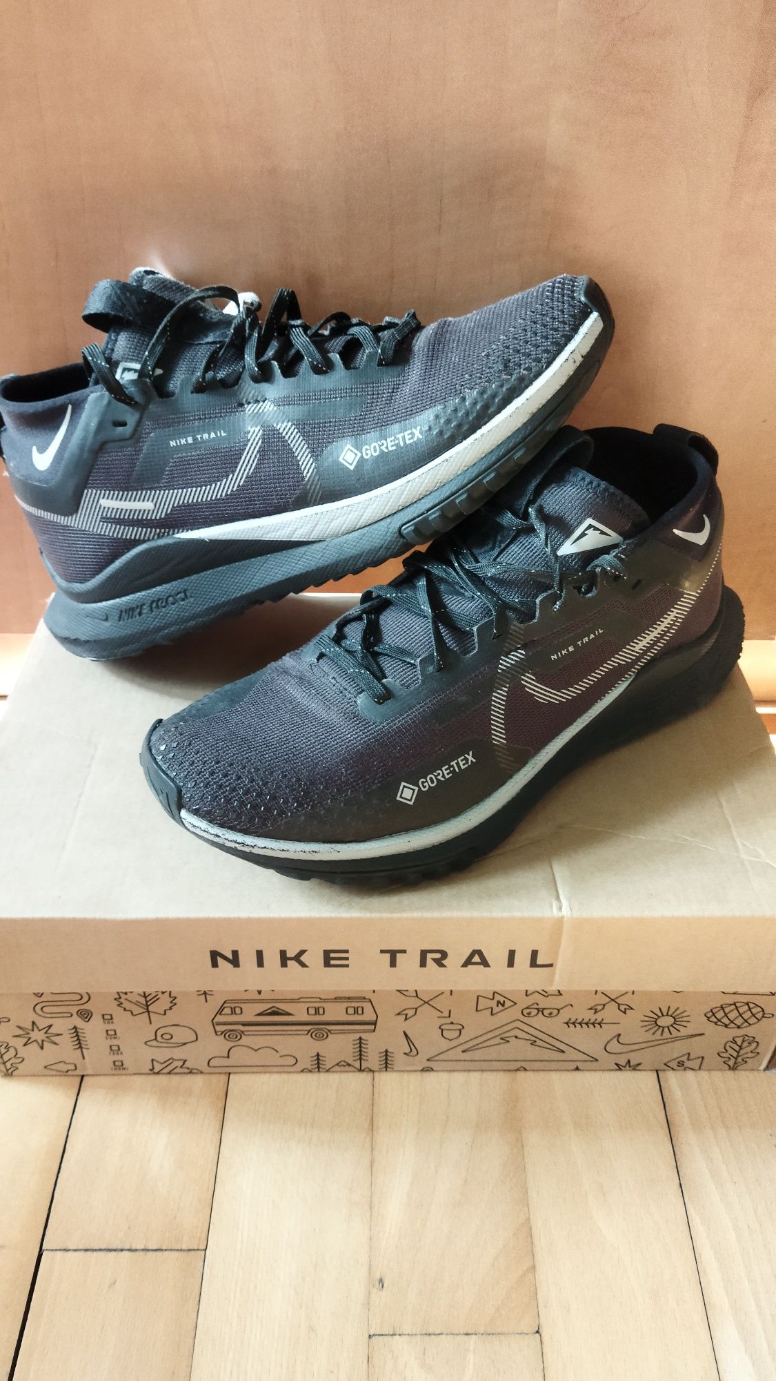 Маратонки Nike Gore-Tex