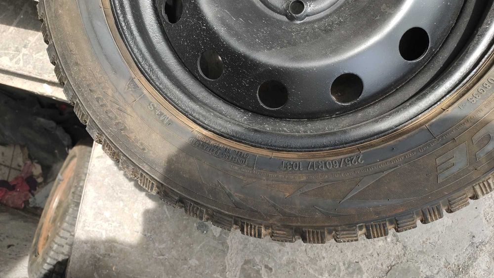 Гуми с джанти 17 цола