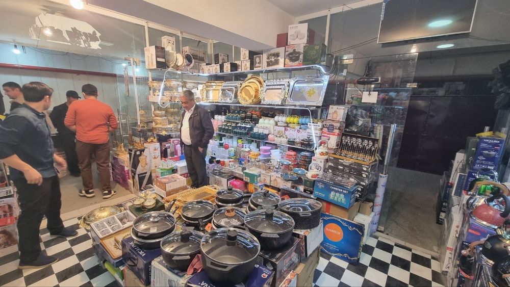 Dehqon bozor hududida joylashgan A blok, padvaldagi A17  do'kon