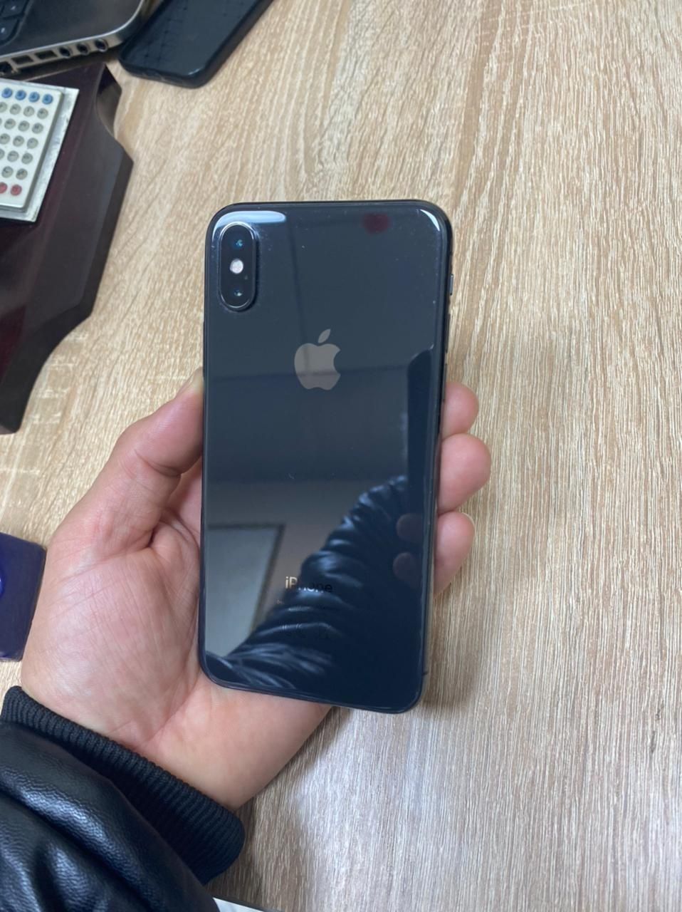 Продается iPhone x 256gb