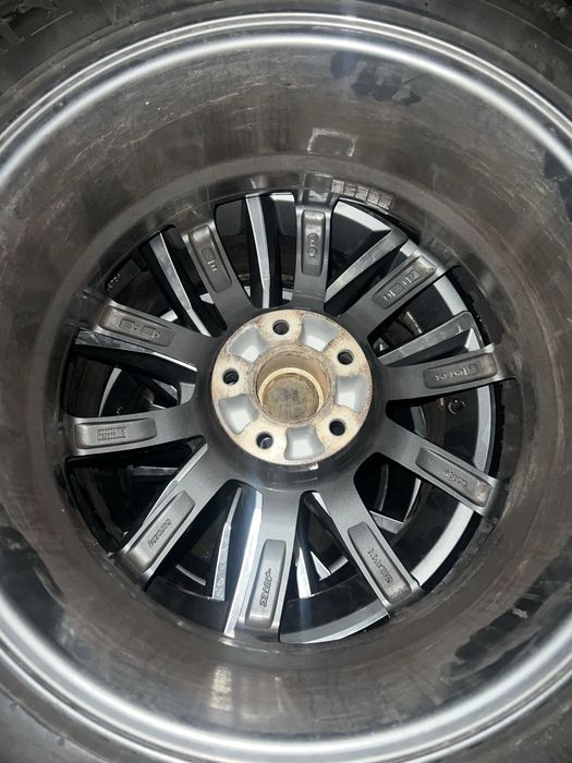 Vand jante R19 cu cauciucuri 255/55/19 de iarna